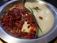 -沸炉重庆老火锅(军事博物馆店)