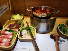-独食火锅·半米屋台(直营总店)