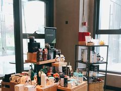 零售区-星巴克(天津东江道香年广场店)