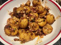 -川流不息·地道川菜·小龙虾(松东路店)