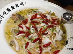 -江渔儿酸菜鱼·拔草餐厅(虎门君乐汇店)