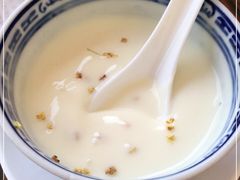-周大娘牛乳(旧寨古村总店)