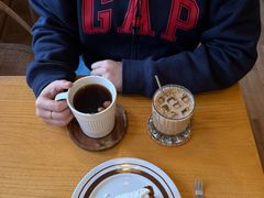 -In Cafe隐食研室