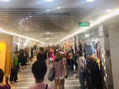 -广州白马服装市场