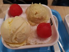 -满记甜品(巴黎春天宝山店)