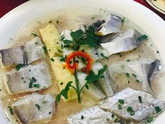 -侬佳蒸菜馆(听潮店)
