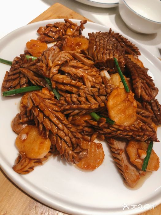 闫府私房菜·百年鲁菜(恒隆店)爆炒腰花图片