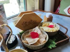 -慢丽江·云南野生菌土鸡锅(付家庄店)