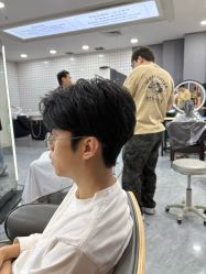 -藤野造型烫染接发