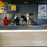 麦当劳不知不觉也陪伴了我们不少年了