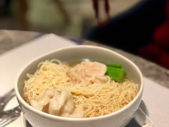 -港丽餐厅