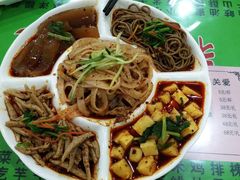 小吃五拼-令氏家外家岐山面(火炬路店)