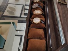 -沐渔二手奢侈品黄金手表包包回收·中古店(广州塔店)