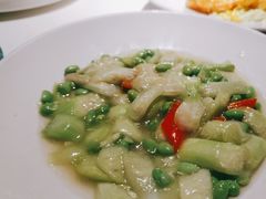 -荷塘秋月·本帮江浙菜(国权路店)