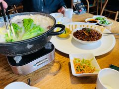 -芳芳私房菜·精做淮扬菜(承德路店)