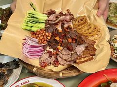 -老鼎万春卤菜(五代传承创始老店)