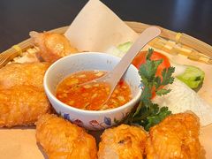 -大头虾越式风味餐厅(光明广场店)