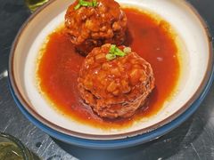 咸蛋黄狮子头-梅飞酒家(桑园路店)