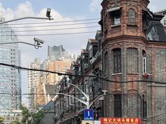 -梅记大块头爆鱼店(乍浦路店)