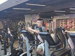 -超鹿运动(达信大厦店)