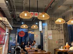 大堂-炉小二铜锅牛蛙•川湘菜(三里屯店)