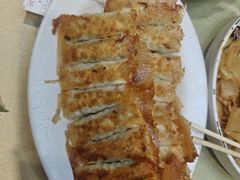 猪肉韭菜锅贴-大眼锅贴水饺(河东店)