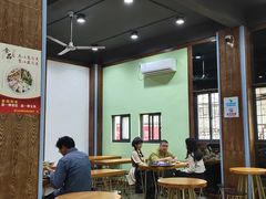 大堂-文昌邓记清补凉(西沙路店)