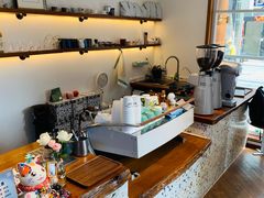 -Line 咖啡(石厦花园店)