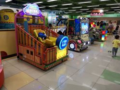 -莫莉幻想儿童乐园(北京上地华联店)