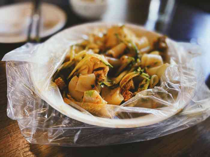 三合益餐厅-"他家的凉皮,特点是麻将比较稠,很香,别的.