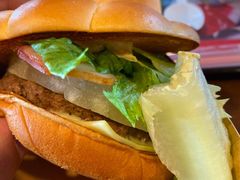 -麦当劳(展览路店)