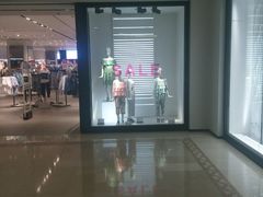 -ZARA(世贸天阶店)
