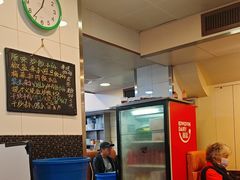 -新华茶餐厅