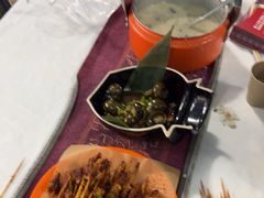 -刘姐啤酒鱼民族演艺餐厅(西街总店)