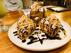 -more than meow吴止猫主题餐厅(承德 中船汇店)