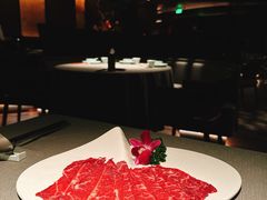 -左庭右院鲜牛肉火锅黑金店(陆家嘴中心店)