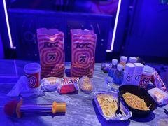 -Z+KTV自由港PLUS(仲盛店)