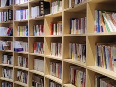 -新华书店(印象城店)