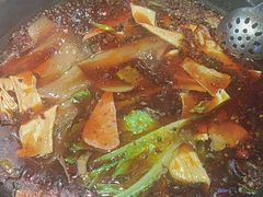 -老船舫·现做活鲜鱼馆(东郊记忆店)
