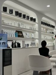 -JNK皮肤管理中心