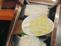 -七欣天香辣蟹火锅(上海银亿滨江店)