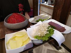 -热火朝天鲜切牛肉火锅(南强街巷店)