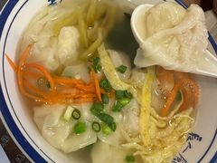 鱼肉馄饨-长人馄饨铺(解放街店)