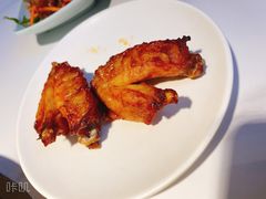 秘制烤鸡翅-猪啊牛呀羊啊铜盘烤肉(正大广场店)