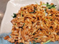 -潮界(LU·ONE凯德晶萃广场店)