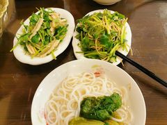 -刘老头云南过桥米线