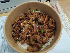 特色肥牛拌饭-青瓦炭韩潮烤肉(花园道店)