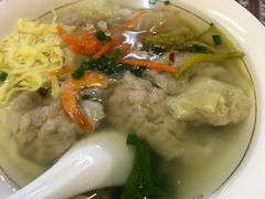 鲜肉馄饨-长人馄饨铺(解放街店)