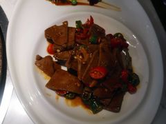 -哈拉海和牛主题餐厅(哈西店)