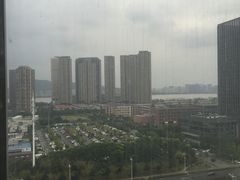 -杭州滨江宝龙城华美达酒店